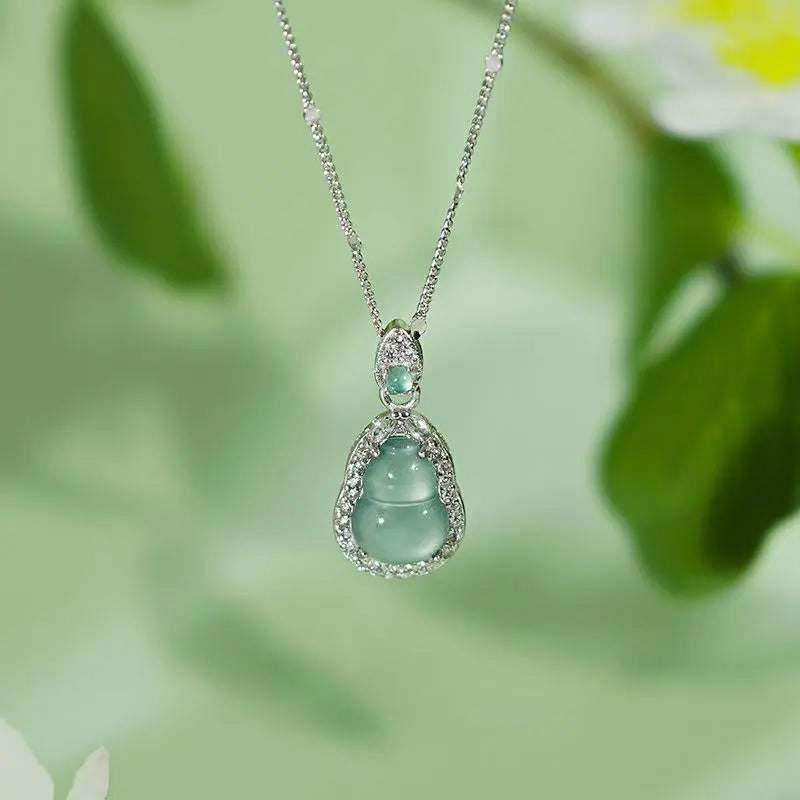 Collar con colgante de jade verde y tierra de la suerte en plata de ley 925, tesoro oriental