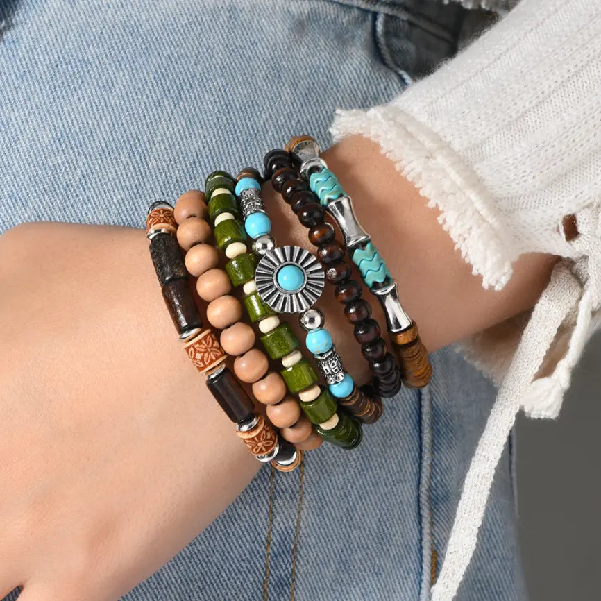 Collar de turquesa y oro con tesoro oriental, collar sencillo de cuentas con piedra natal de diciembre, collar minimalista, joyería bohemia, collar en capas