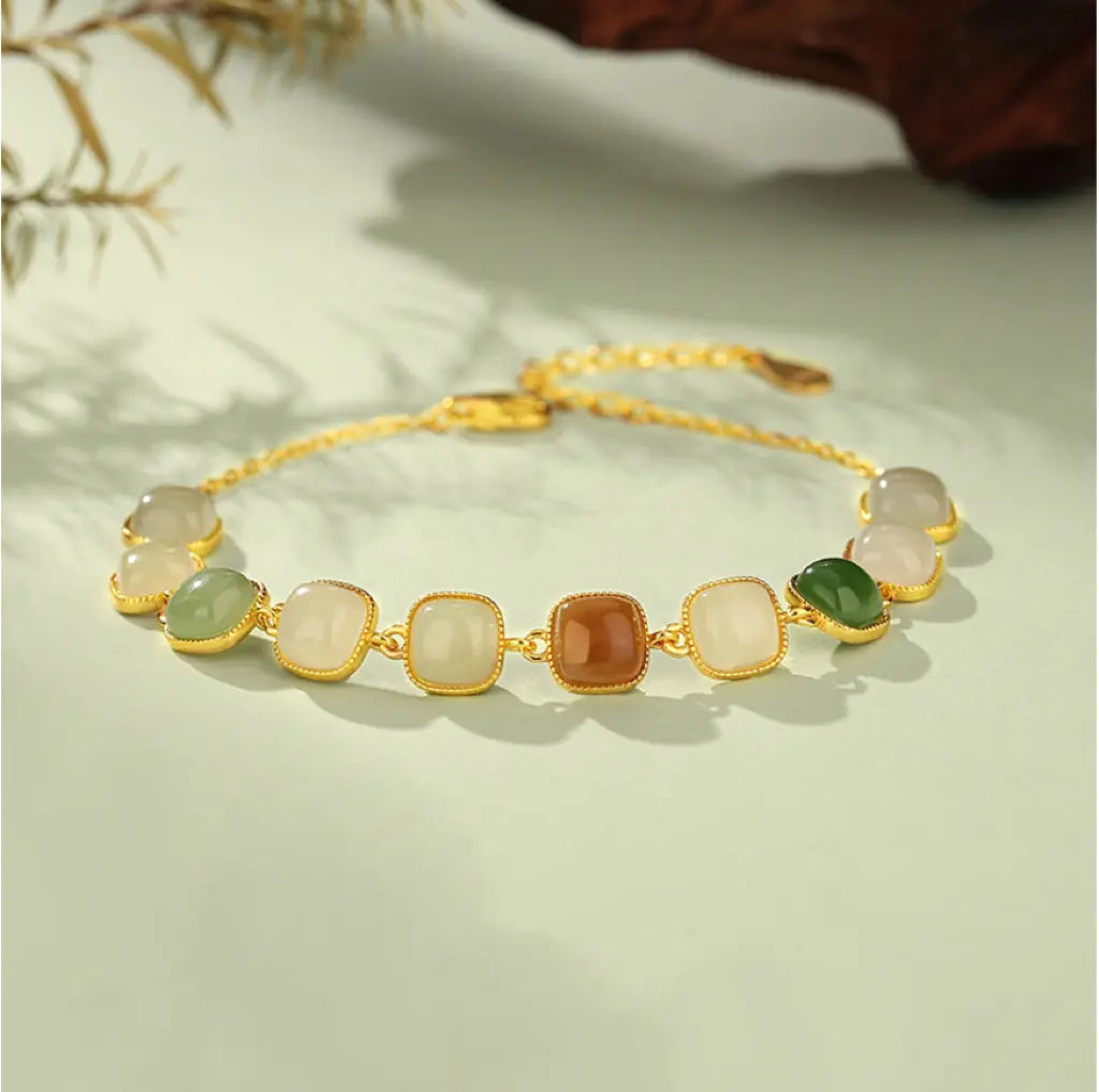 Oriental Treasure 925 Sterling Silver He Tian buntfarbiges Jade-Naturjade Glücks-Quadrat-Jadearmband einstellbar Geschenk für sie