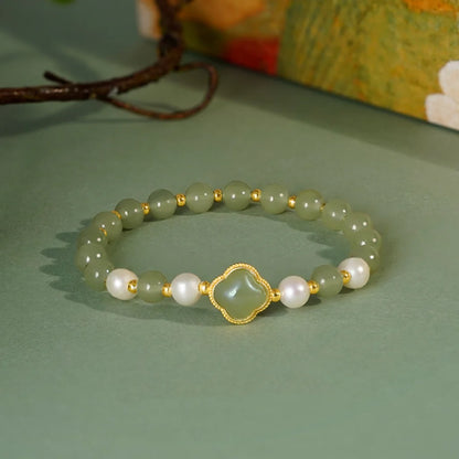 Bracelet de Jade Hetian Naturel en Quatre Feuilles de la Fortune Orientale avec Perles et Corde Réglable